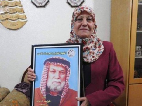 للمرة الثانية ..محكمة الاحتلال تجمد قرار الإفراج عن والدة الشهيد صالح