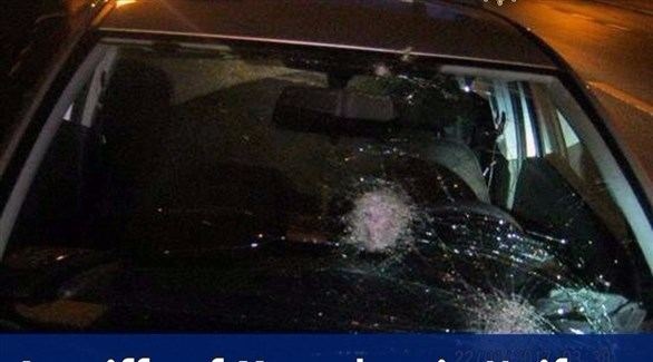 مستوطنون يهاجمون مركبات المواطنين غرب رام الله