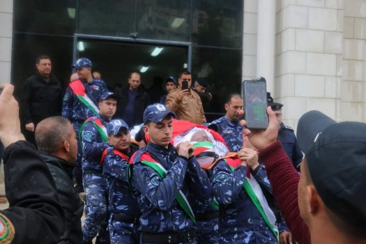 توفي بنوبة قلبية مفاجئة&hellip;.تشيع جثمان جثمان المساعد سامر سلطان أبو مصطفى في نابلس
