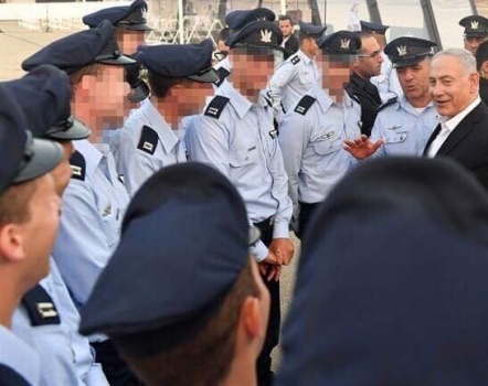 الموساد يهدد بكشف رجل نتنياهو في الدول العربية