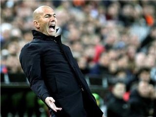 سداسي ريال مدريد يتصدر القائمة المحتملة لضحايا زيدان