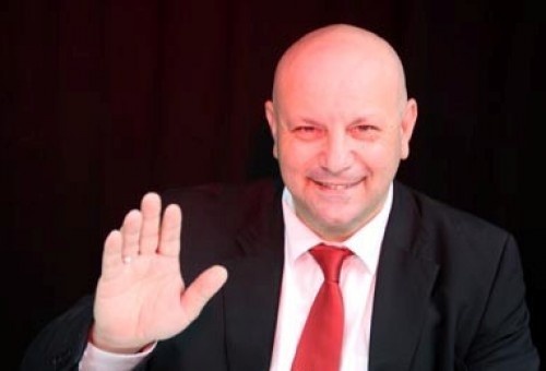 الفنان رفعت الاسدي: &lsquo;شتمت الشيطان ولم أقصد الاساءة للاسلام&lsquo;