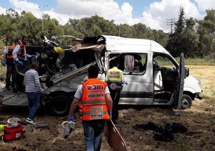 بالصور.. مصرع 4 وإصابة 10 بحادث سير مروّع غرب رام الله