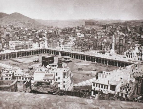 صور لمكة المكرمة تباع بمبلغ قياسي