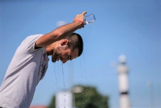 موجة حر تضرب فلسطين منتصف الأسبوع القادم