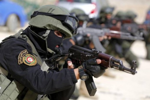 فيديو: الأمن الفلسطيني يمنع دخول الاحتلال لبني نعيم