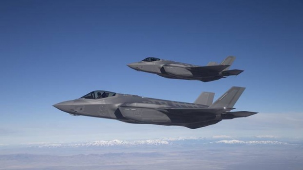جيش الاحتلال يتسلم مقاتلتين أمريكيتين من طراز 'F-35'