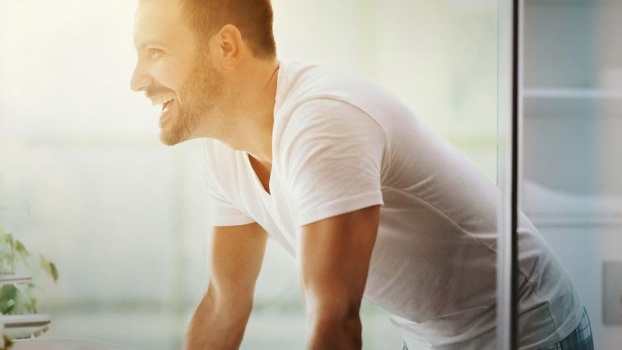 5 خطوات أساسية للعناية ببشرة الرجل