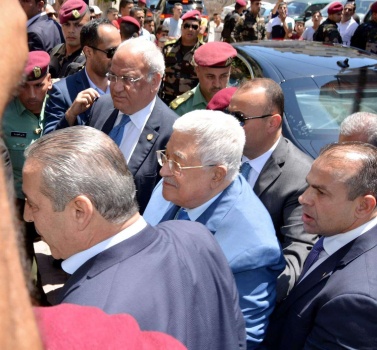 صور…الرئيس يتفقد مخيم الجلزون شمال رام الله