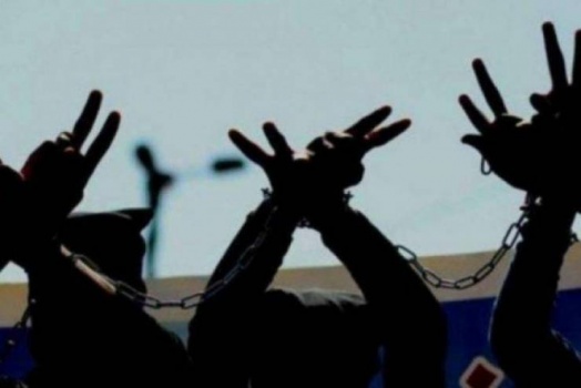 ستة أسرى يواصلون الإضراب عن الطعام