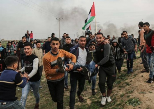 إصابات بالرصاص الحي والمطاطي على حدود غزة