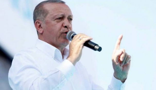 أردوغان يجدد الطعن بشرعية الجامعة العربية