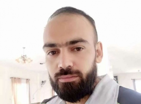 الأسير مصعب الهندي يعلق إضرابه عن الطعام بعد التوصل لاتفاق يقضي بتحديد سقف اعتقاله الإداري