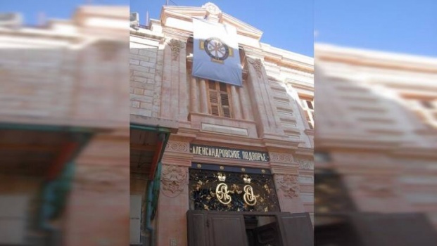 'الفتاة مقابل الكنيسة'!.. هل جرت صفقة بيت اسرائيل وروسيا؟