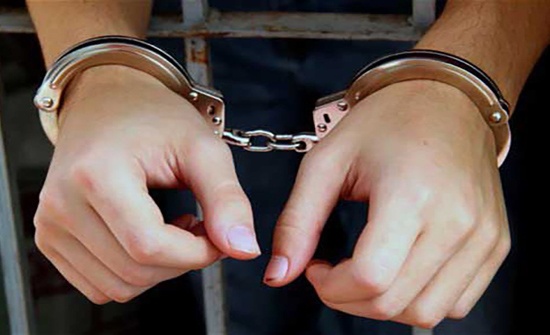 القبض على سيدة انتحلت شخصية لسيدتين في نابلس