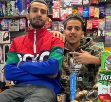 فيديو- أوباما يشيد بشاب يمني في أمريكا يقدم خدمة إنسانية