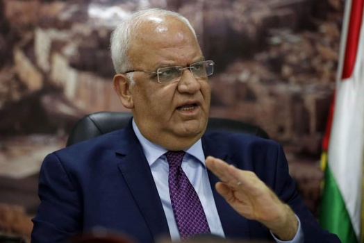 عريقات: موقف العرب تجاه خطة ترامب 'انتصار عظيم'
