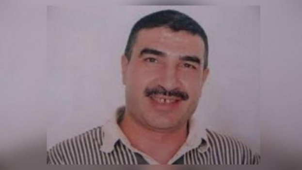 الأسير أيمن الشرباتي يحرق غرفة سجّانين احتجاجا على الإهمال الصحي.. الشعبية: ما حدث في سجن نفحة عمل بطولي