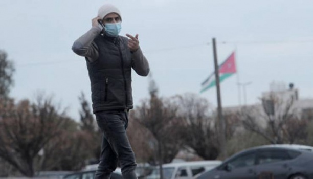 الأردن تُغلق جسر الملك حسين أمام المغادرين والقادمين