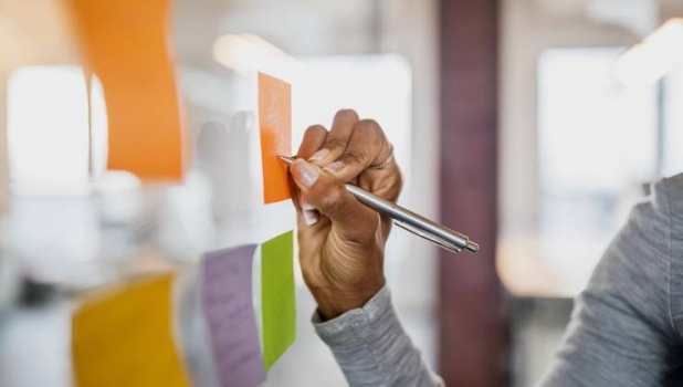 دراسة تشجع على تقليص العمل إلى 4 أيام بالأسبوع