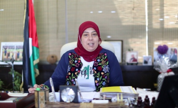 ليلى غنام: ممنوع أن ننتظر الناس لتقول إنها محتاجة لأن لهم كرامة