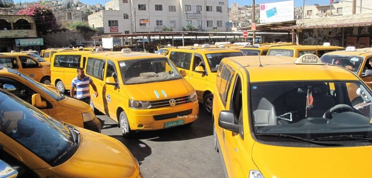 الشرطة تسحب رخص قيادة 20 سائق مركبة عمومي مدة شهر لعدم التزامهم بالاجراءات الوقائية برام الله
