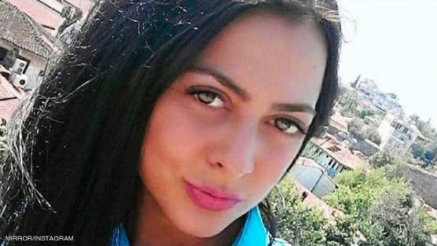 خرجت للاحتفال برفع الإغلاق.. نهاية مأساوية لفتاة بسبب صورة