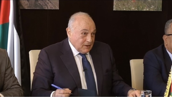 وزير المالية ينفي تصريحات منسوبة له بخصوص خصم رواتب الموظفين