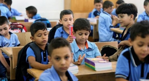 الحكومة: المصادقة على خطة العودة للمدارس تدريجيا ستبدأ يوم الاحد المقبل