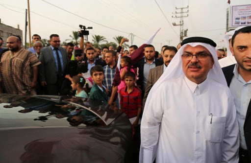 السفير القطري يعود لغزة بعد أقل من ساعتين على مغادرتها 
