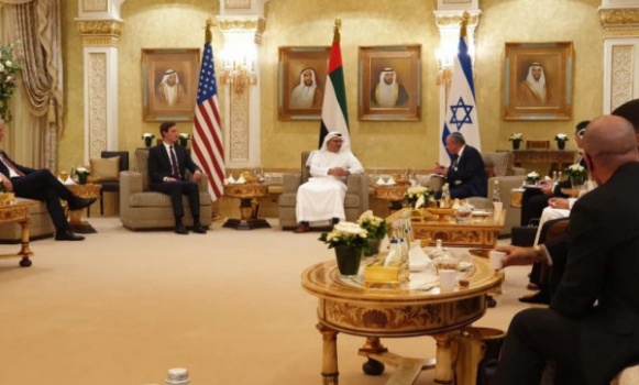 يتعلق بالبنوك والتمويل.. نتنياهو يعلن أول بروتوكول تفاهم وُقّع بين إسرائيل والإمارات