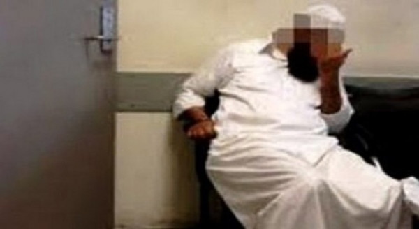 صور: إمام مسجد يكتشف أنه متزوج من رجل بعد أسبوعين من زواجهما
