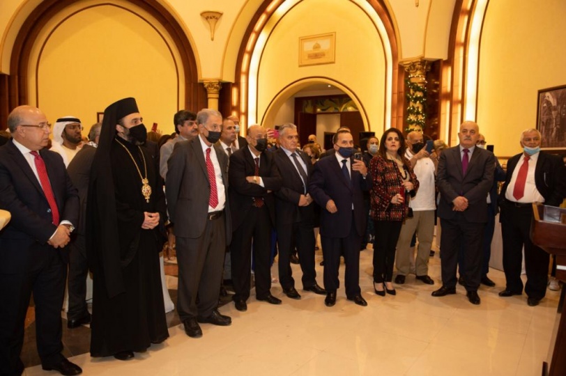 مجلس العمل الفلسطيني وسفارة فلسطين في الإمارات يضيئان شجرة الميلاد تأكيدًا لمعاني المحبة والتعاضد الوطني