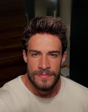 بعد مرور 15 عاماً .. لن تصدق كيف أصبح شكل الطفل مراد في مسلسل "العشق الممنوع"