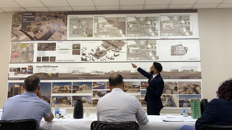 طالب عمارة بجامعة القدس يبتكر حلولًا معمارية وحضرية لاستثمار مدخل الجامعة الرئيس  بأبوديس
