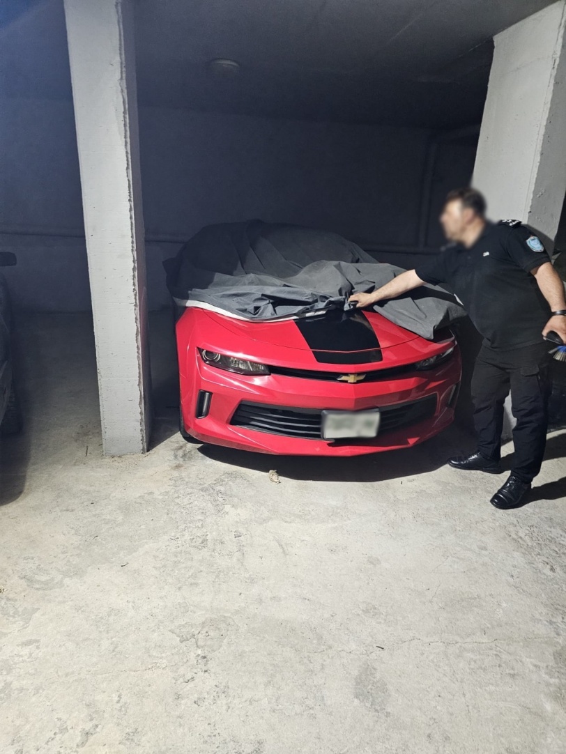 شرطة رام الله تقبض على متسول يدير شبكة متسولين ويمتلك أموالا ومركبات حديثة