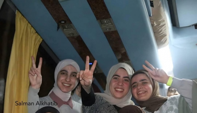 90 اسيرا يعانقون الحرية ضمن الدفعة الأولى من صفقة التبادل بين المقاومة والاحتلال