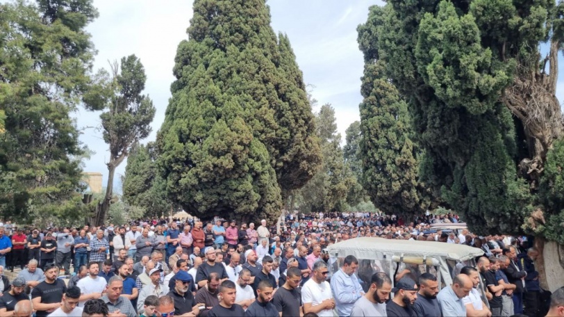 75 الف مصل يؤدون صلاة الجمعة الآخيره من شهر رمضان في المسجد الأقصى