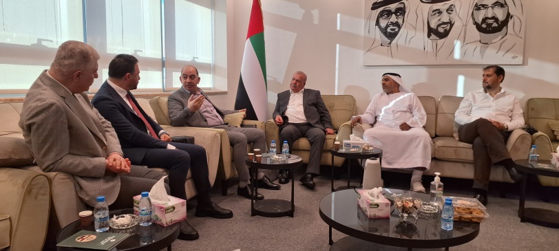 وفد من جامعة النجاح الوطنية يزور نادي الصداقة الإماراتي الفلسطيني لبحث آفاق التعاون المشترك