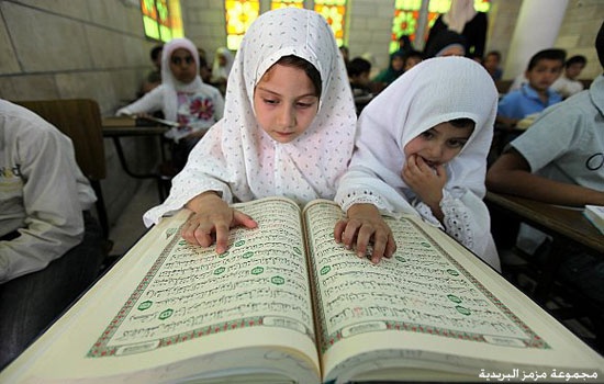سجود عبيدي..طالبة من جنين تحقق أمنيتها بحفظ القرأن الكريم كاملاً