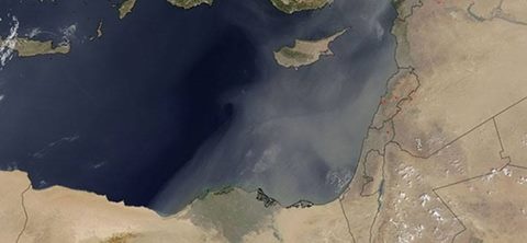 موجة من الغبار تضرب أجزاء من فلسطين خاصة مع عصر ومساء اليوم