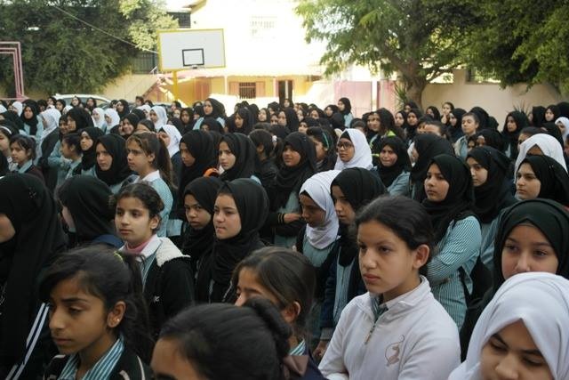 محافظ جنين يفتتح اليوم الدراسي في مدرسة بنات الإبراهيميين ويدعو لانتظام الدراسة في باقي المدارس