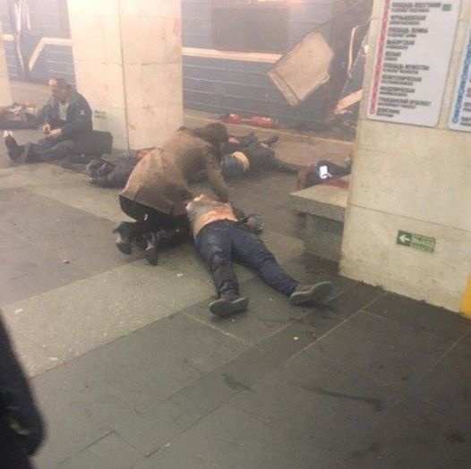 عدد كبير من القتلى والجرحى جراء تفجير مزدوج في مترو سان بطرسبورغ بروسيا - فيديو