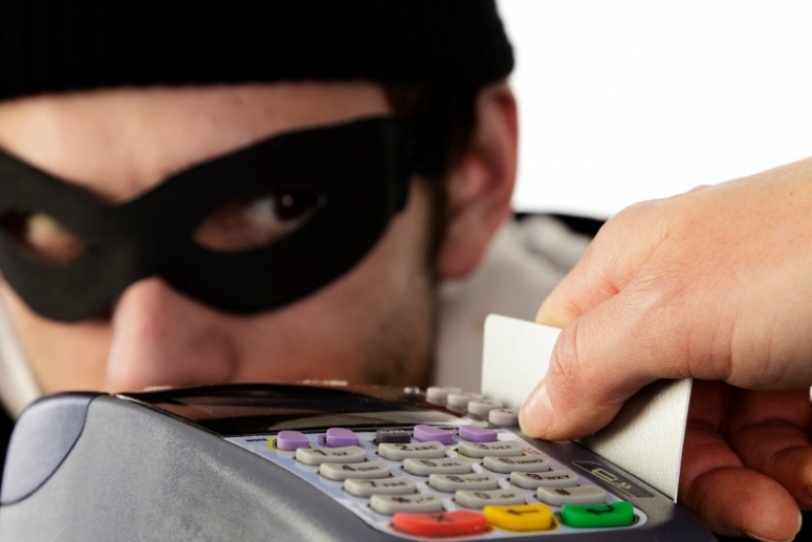 عملية الاحتيال على البنوك..ظروف غامضة والمتهم يقيم بالقدس