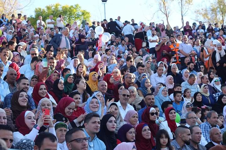 شرطة جنين تقبض على شخص ضبطت بمنزله مواد مخدرة وألعاب نارية