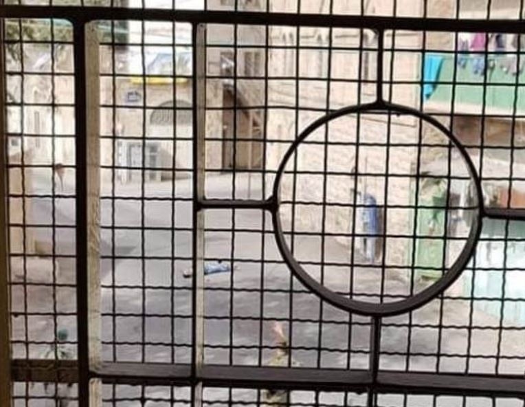 (فيديو وصور) شهيد برصاص الاحتلال في الخليل