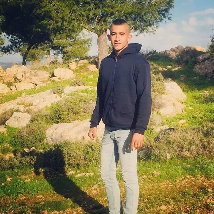 الإحتلال يعتقل شابين من جنين على حاجز عسكري